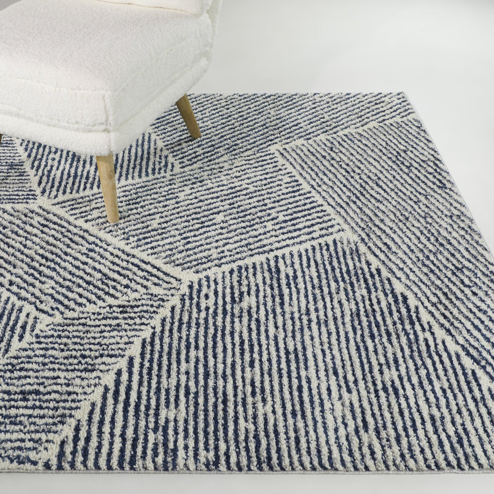 Larsen Modern Stripe Area Rug
