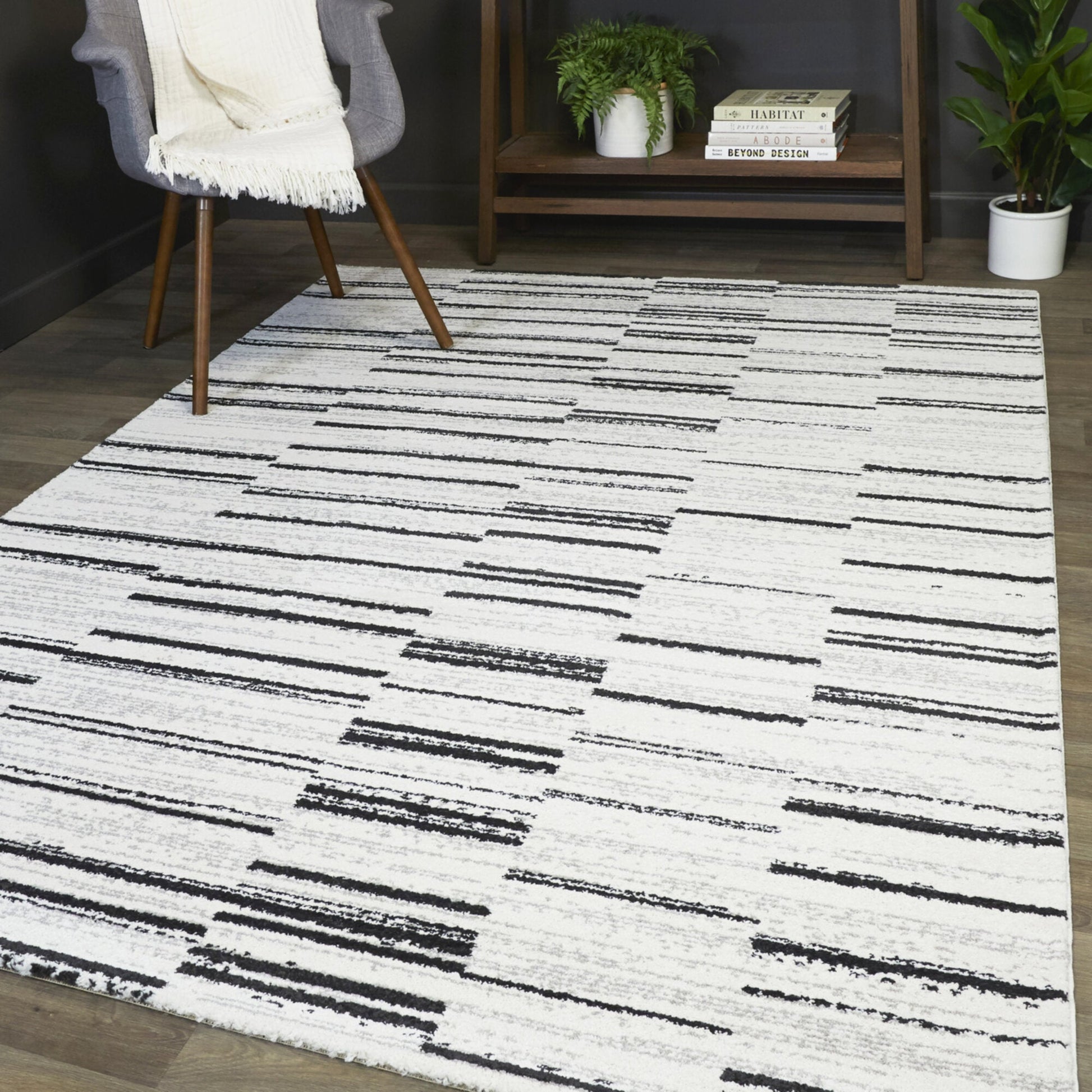 Levine Modern Geometric Shag Area Rug