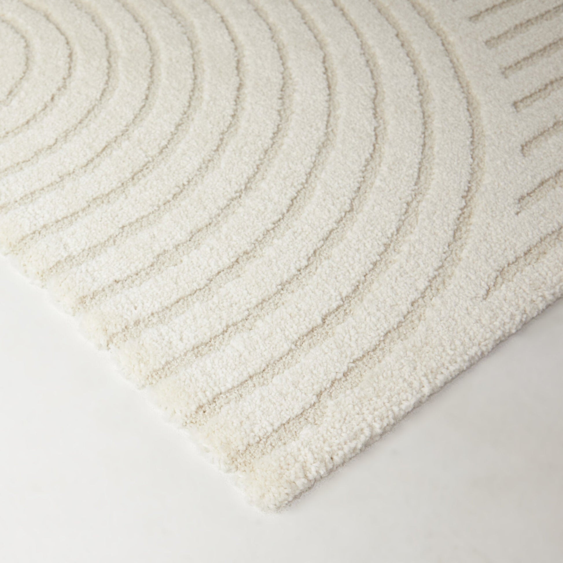 Caserio Contemporary Striped Area Rug
