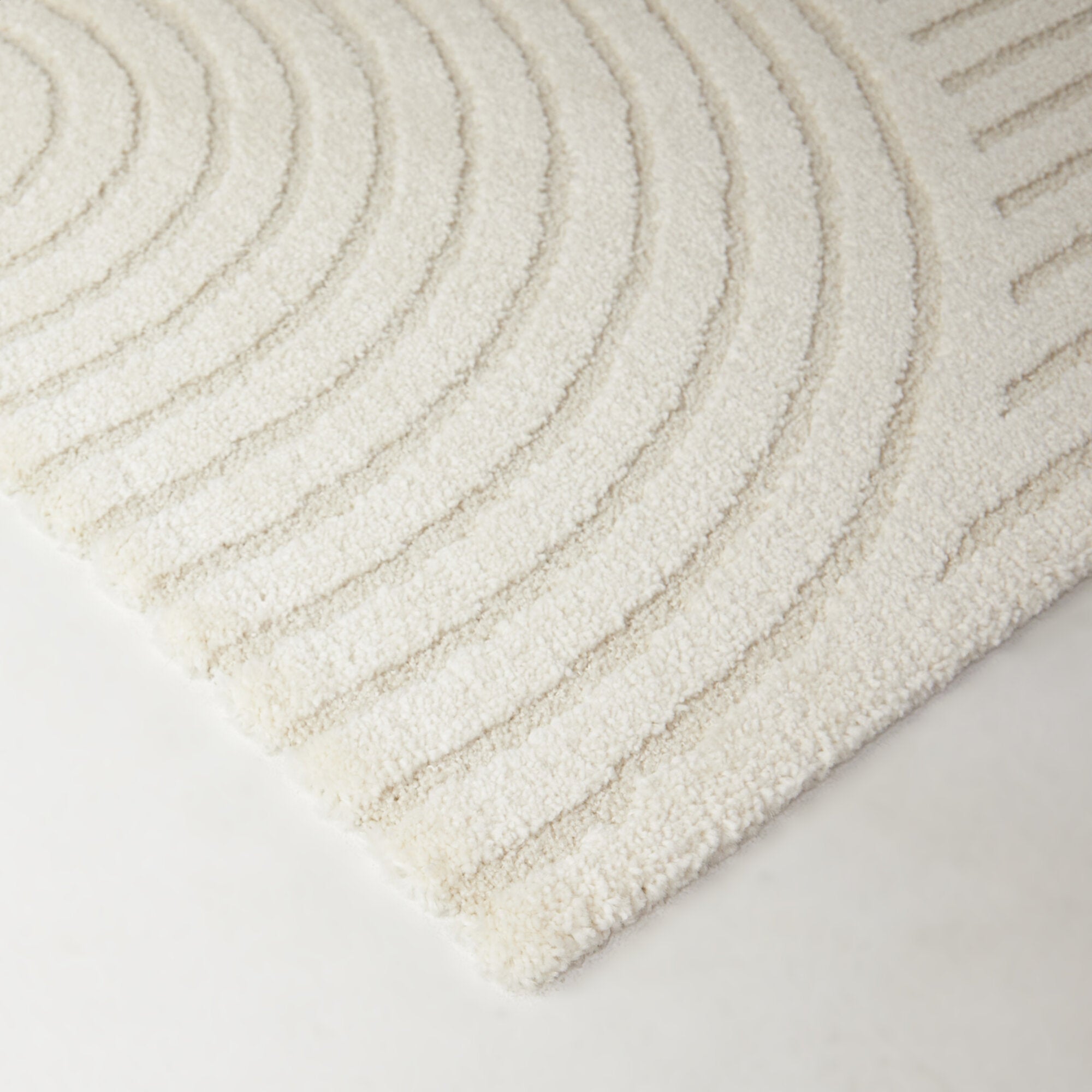 Caserio Contemporary Striped Area Rug