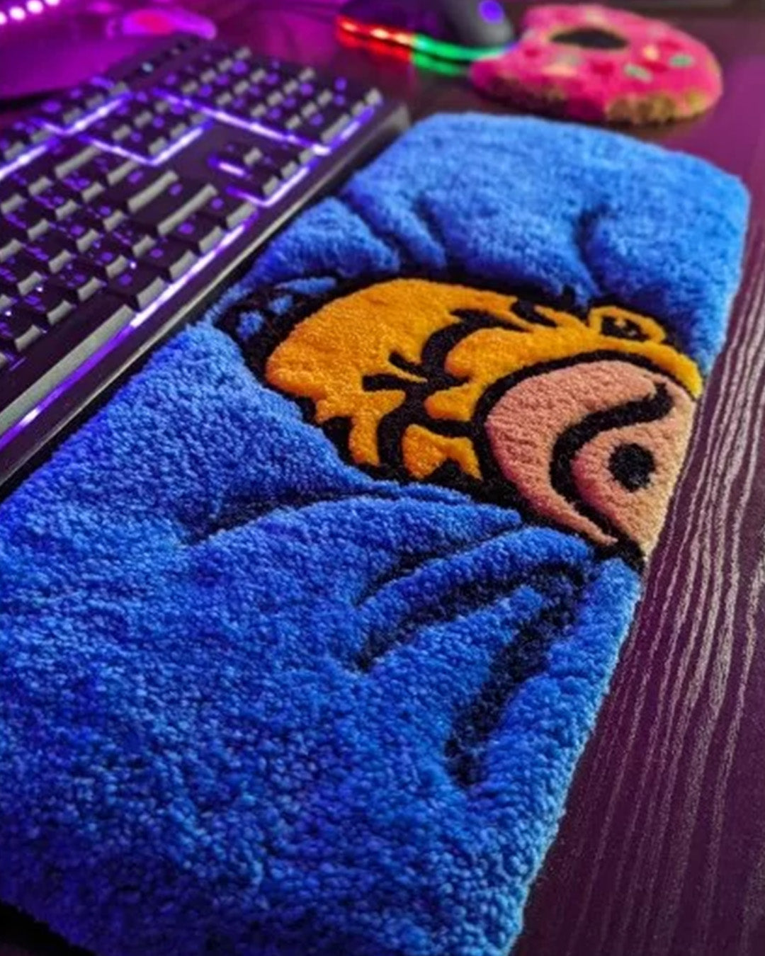 SHOM Saggy Keyboard Rug